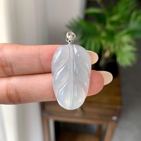 18k金糯冰種無色葉子吊墜